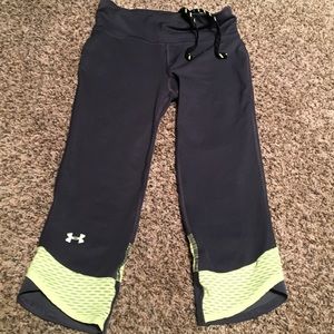 UA Capri workout pants